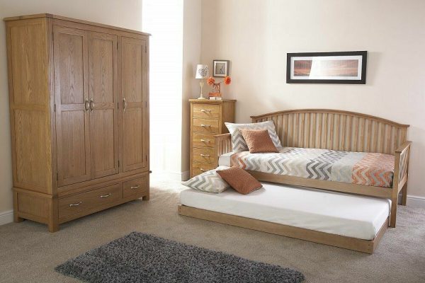 Madrid Oak Single Daybed with Trundle