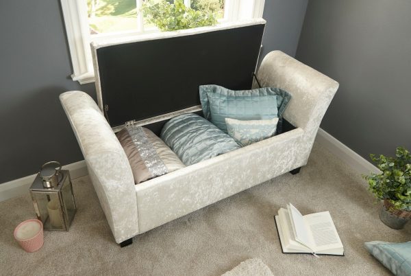 Verona Window Seat tactile soft Oyster Crushed Velvet storage seat silver - Image 4